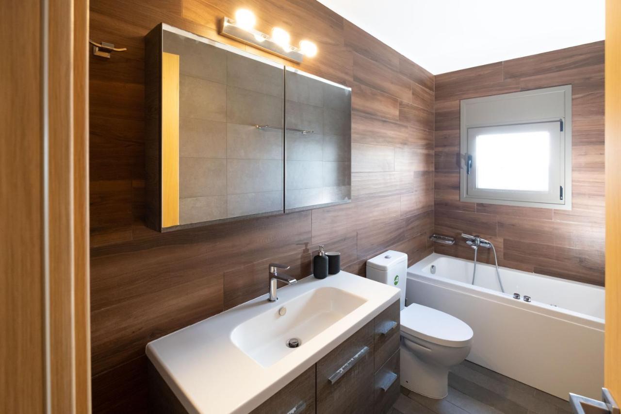Seaside Flat With Hydromassage Apartment Mokhlos Bagian luar foto